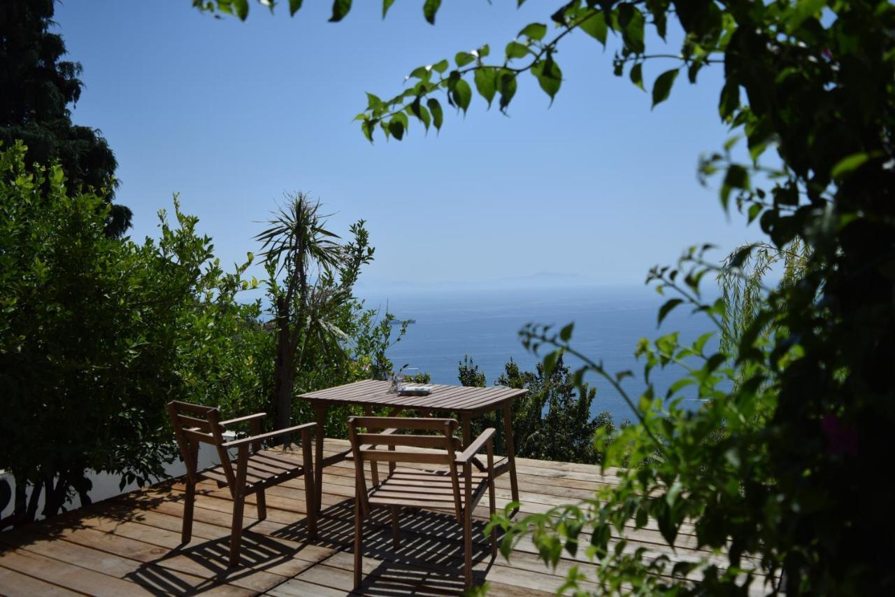 Casa Flora Bed & Breakfast Vietri sul Mare Exterior photo